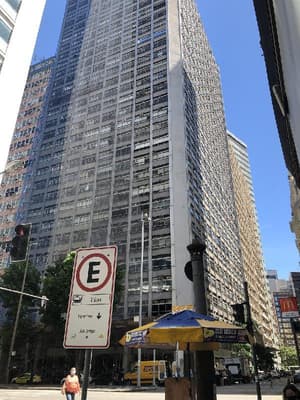 Imóvel em leilão em Rio De Janeiro - RJ — Sala 40,00m² em RIO DE JANEIRO/RJ
