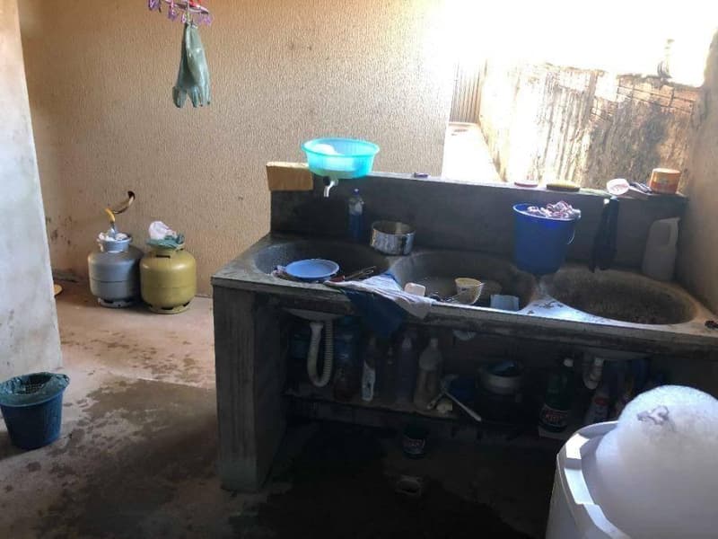 Foto 4 de 29: Casa em leilão em Buriti De Goiás - GO, bairro Centro — Casa, Ocupado, Buriti De Goiás / GO (66% abaixo da avaliação)