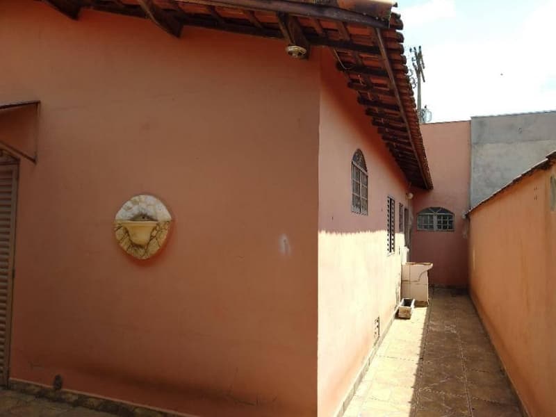 Foto 6 de 15: Casa em leilão em Itirapina - SP, bairro Jardim Gobbi — Casa, Desocupado, Itirapina / SP (30% abaixo da avaliação)