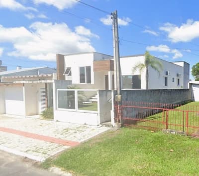 Foto 4 de 5: Casa em leilão em Araranguá - SC, bairro Urussanguinha — Casa 182m² em Araranguá/SC | Terreno 390m² | Bairro Urussanguinha: Localização Nobre, Próximo à UFSC e Centro. Oportunidade Única p/ Investidor!