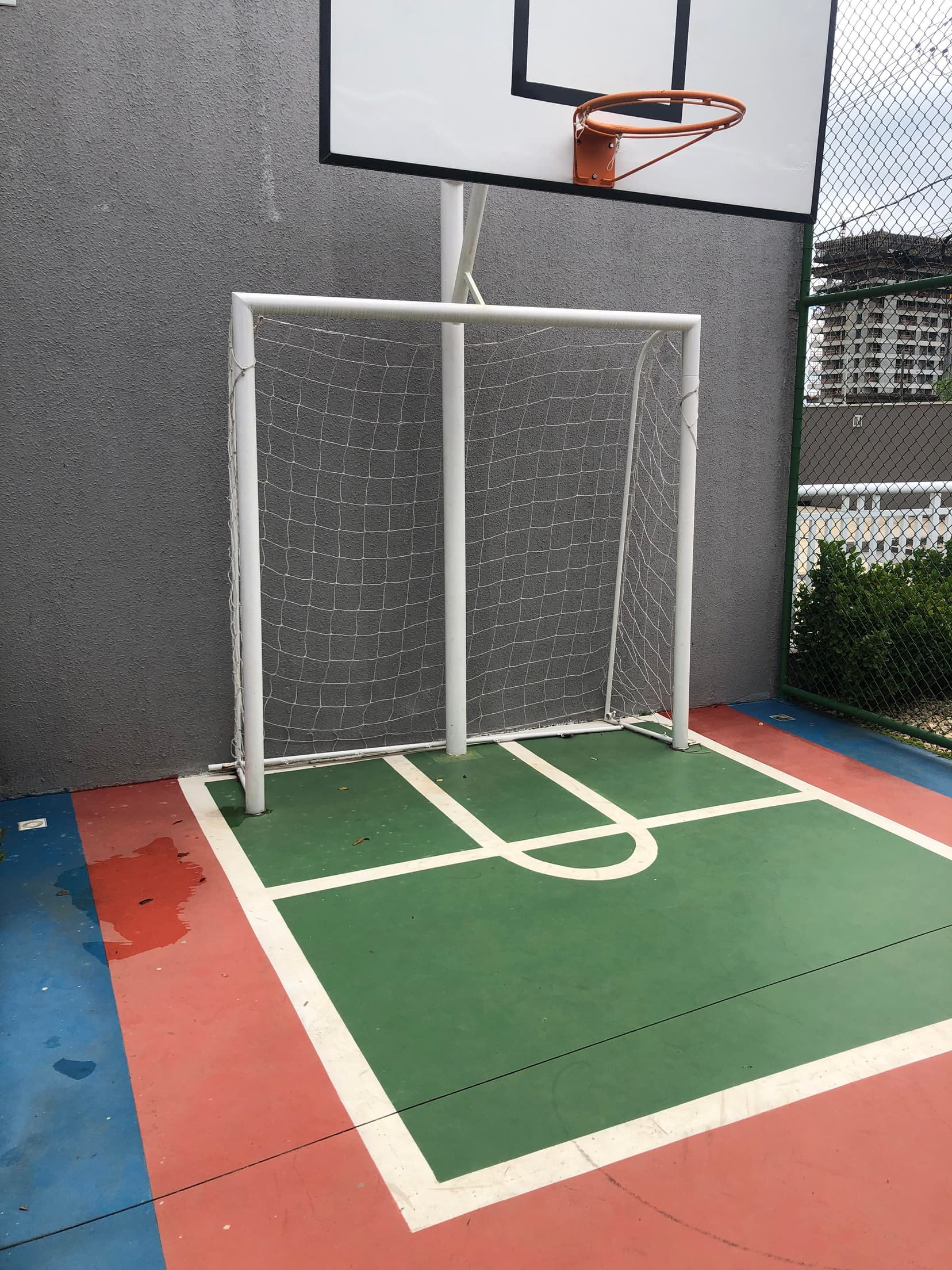 Foto 18 de 32: Apartamento em leilão em Taubaté - SP, bairro Vila Costa — Apto 94m² | Vila Costa (Taubaté) | 2 Vagas | DESOCUPADO: Excelente Localização Próximo ao Taubaté Shopping. Ideal p/ Moradia ou Renda!