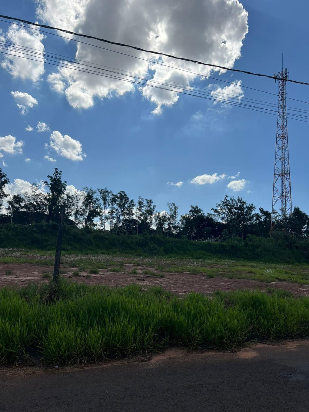 Foto 3 de 4: Terreno em leilão em Cianorte - PR, bairro Jardim Céu Azul — Terreno urbano com área de 6.534,00 m² - Bairro: Jardim Céu Azul, Cianorte/PR