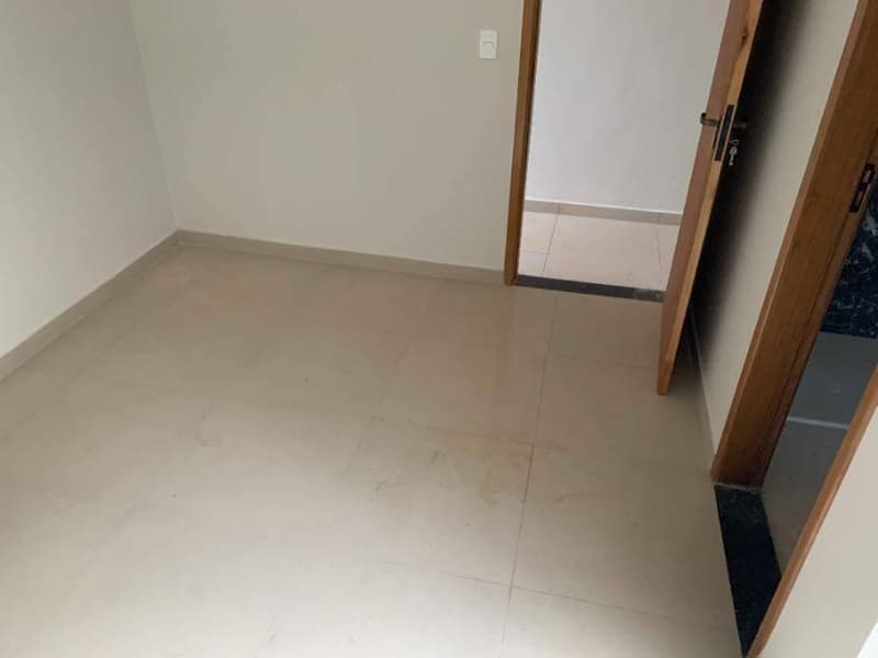 Foto 18 de 25: Casa em leilão em Uberlândia - MG, bairro Jardim Canaã I — Casa, Uberlândia / MG