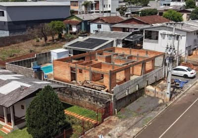 Foto 3 de 8: Casa em leilão em Marmeleiro - PR, bairro Centro — IMÓVEL URBANO COM ÁREA TOTAL DE 360,00 m2- Em MARMELEIRO/PR