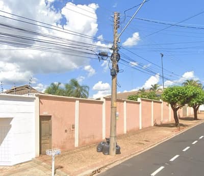 Foto 8 de 9: Casa em leilão em Catanduva - SP — Casa, A.T. 360m², A.C. 219m², Pq. Res. Agudo Romão