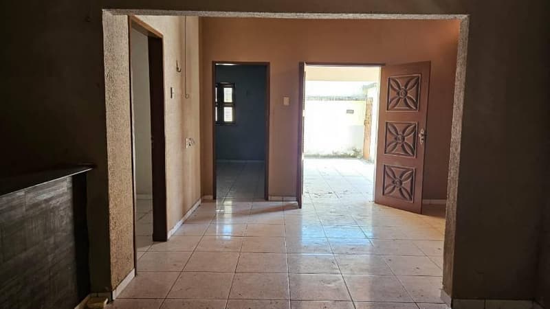 Foto 3 de 12: Casa em leilão em Fortaleza - CE, bairro Guajeru — Casa, Fortaleza / CE
