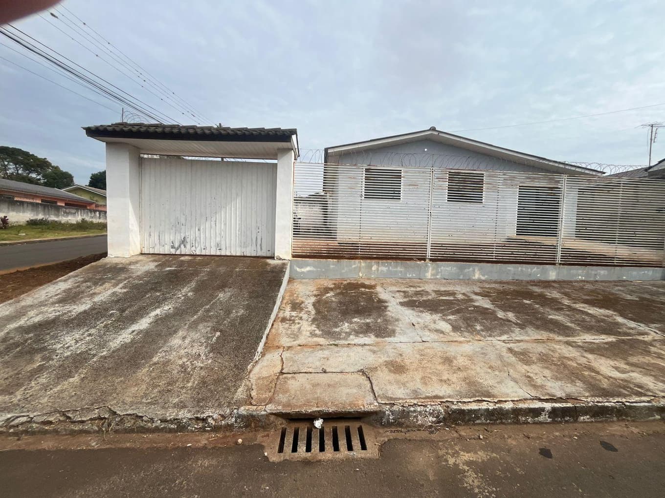 Foto 7 de 7: Casa em leilão em Ponta Grossa - PR — Casa 60m², em Ponta Grossa/PR - Ocupado