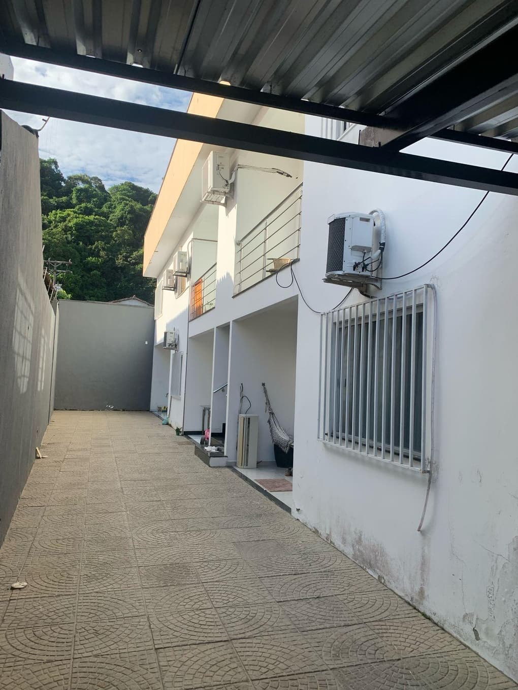 Foto 12 de 16: Apartamento em leilão em Porto Seguro - BA — 01 Apartamento Residencial Maria Sueli, Rua da Constalação, Bairro Lagoa Grande, Porto Seguro, Bahia. 01, Térreo.