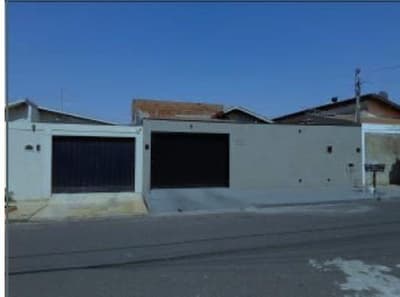 Foto 1 de 16: Casa em leilão em Barretos - SP, bairro Christiano de Carvalho — Casa, A.T. 200m², A.C. 116m²