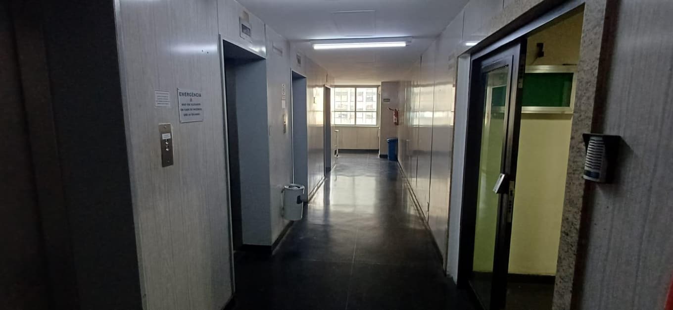 Foto 41 de 57: Comercial em leilão em Rio De Janeiro - RJ, bairro Centro — Conjunto Comercial 377m² na Av. Presidente Vargas, 583 | Centro/RJ | Próximo ao Metrô Uruguaiana e Candelária | Oportunidade para Investidores!