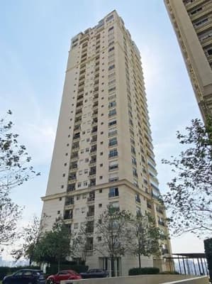 Foto 7 de 10: Apartamento em leilão em São Paulo - SP — Apto. no Condomínio Cidade Jardim, 236 m² AÚ, 427 m² AT com 50% de desconto em 2ª praça