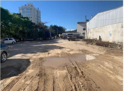 Foto 7 de 9: Terreno em leilão em Camboriú - SC — Terreno com área de 4.015,00m² - Localizado na Avenida Rio Amazonas, Cedros, (ao lado do nº 346) Camboriú/SC.