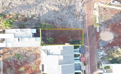 Foto 1 de 7: Terreno em leilão em Campo Mourão - PR — IMÓVEL URBANO COM ÁREA DE 270 M2 EM CAMPO MOURÃO-PR