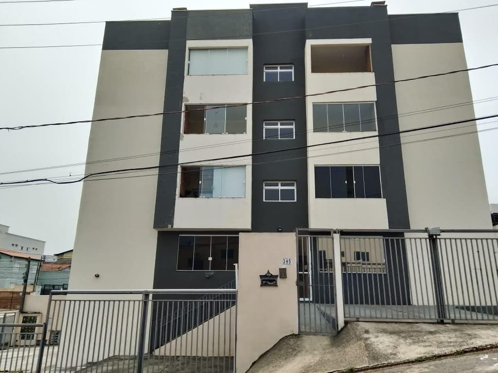 Apartamento em leilão em Guaratinguetá - SP — Apto. 85m², 1 vaga, Ocupado no Village Santana, Guaratinguetá/SP