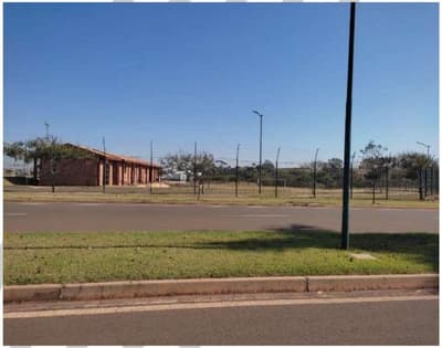 Foto 15 de 18: Terreno em leilão em Limeira - SP — IMÓVEL RESIDENCIAL COM EDIFICAÇÃO DE 513,30m² COM TERRENO DE 659m² - RUA FLAMBOYANT, RESIDÊNCIA FAZENDA ITAPEMA - LIMEIRA/SP