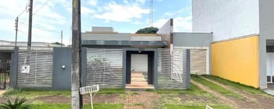 Casa em leilão em Assis Chateaubriand - PR, bairro Jardim América — IMÓVEL URBANO COM ÁREA TOTAL DE 600,00 m²,EM ASSIS CHATEAUBRIAND-PR