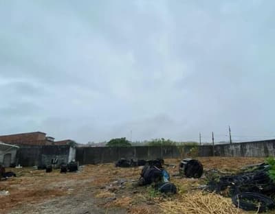 Foto 3 de 3: Terreno em leilão em Fortaleza - CE, bairro Praia do Futuro — Terreno Exclusivo a 1 Quadra do Mar com 2.071 m² DESOCUPADO | Praia do Futuro, Fortaleza/CE
