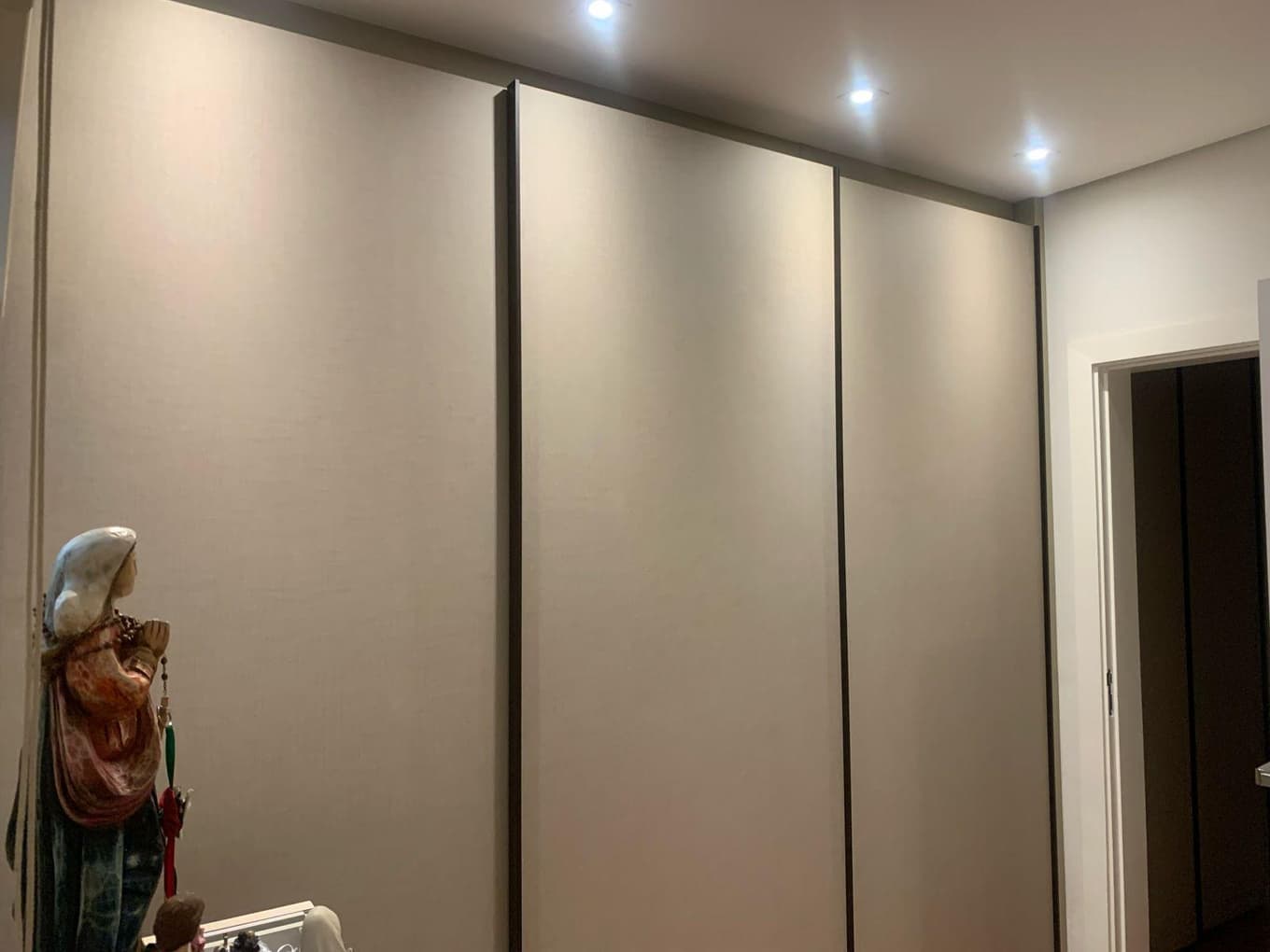 Foto 45 de 63: Casa em leilão em Marília - SP — CASA DE ALTO PADRÃO - JARDIM TROPICAL, MARILIA/SP - ÁREA DE 480m² - 4 SUÍTES, PISCINA AQUECIDA E SPA