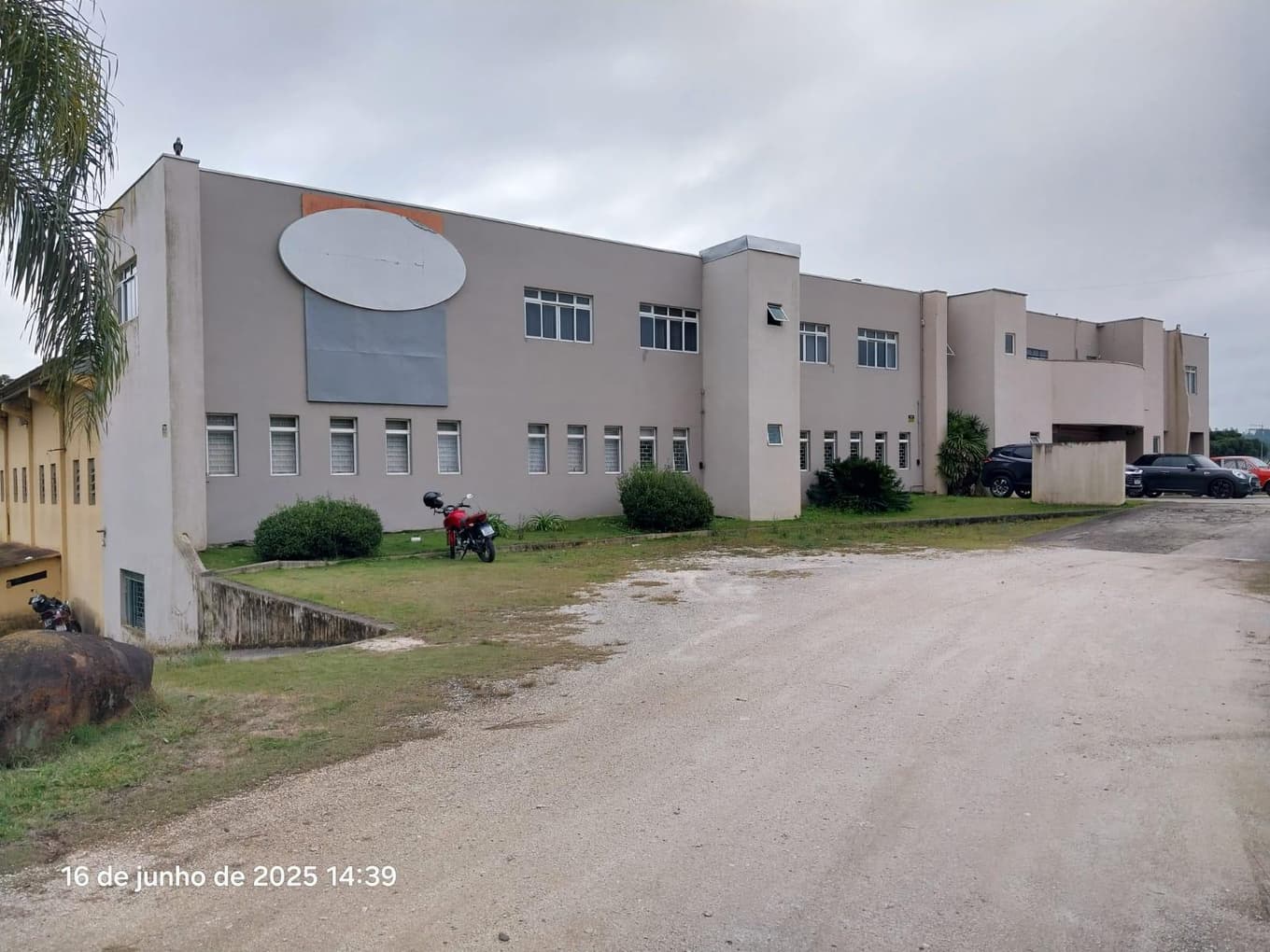Foto 7 de 16: Terreno em leilão em Almirante Tamandaré - PR, bairro Campina do Arruda — Imóvel terreno de 17.095m² e 2.727m² de área construida, R Ver. Dirceu Pavoni, 246/272 em Alm. Tamandaré/PR. Massa Falida THI Bobinas.
