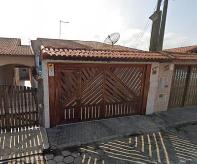 Foto 1 de 2: Casa em leilão em Itanhaém - SP — Casa 150m², Jardim Suarão, em Itanhaém/SP - Ocupada