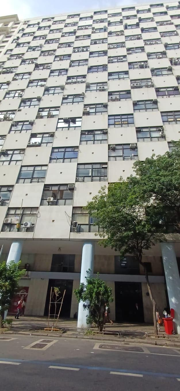 Foto 39 de 57: Comercial em leilão em Rio De Janeiro - RJ, bairro Centro — Conjunto Comercial 377m² na Av. Presidente Vargas, 583 | Centro/RJ | Próximo ao Metrô Uruguaiana e Candelária | Oportunidade para Investidores!