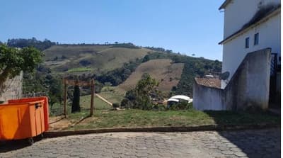 Foto 2 de 2: Terreno em leilão em Divino - MG — IMÓVEL URBANO ÁREA TOTAL 200.00 m2- Em DIVINO/MG