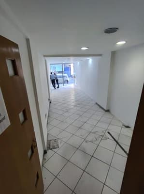 Foto 1 de 5: Comercial em leilão em Juiz De Fora - MG, bairro Centro — Loja 62m², Bairro Centro, Juiz de Fora/MG - Desocupado