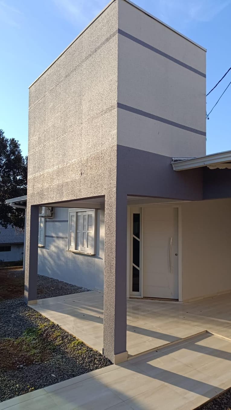 Foto 29 de 34: Casa em leilão em Marmeleiro - PR, bairro Centro — Imóvel Urbano com Benfeitorias