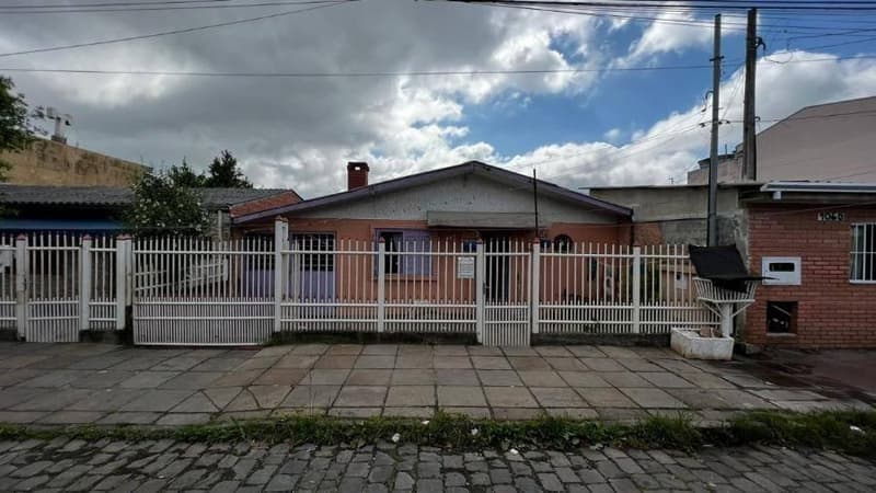 Foto 3 de 6: Casa em leilão em Caxias Do Sul - RS, bairro Santa Fé — Casa, Ocupado, Caxias Do Sul / RS (40% abaixo da avaliação)