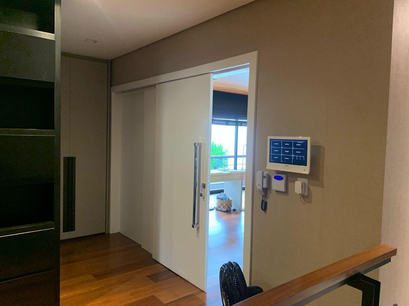 Foto 56 de 63: Casa em leilão em Marília - SP — CASA DE ALTO PADRÃO - JARDIM TROPICAL, MARILIA/SP - ÁREA DE 480m² - 4 SUÍTES, PISCINA AQUECIDA E SPA