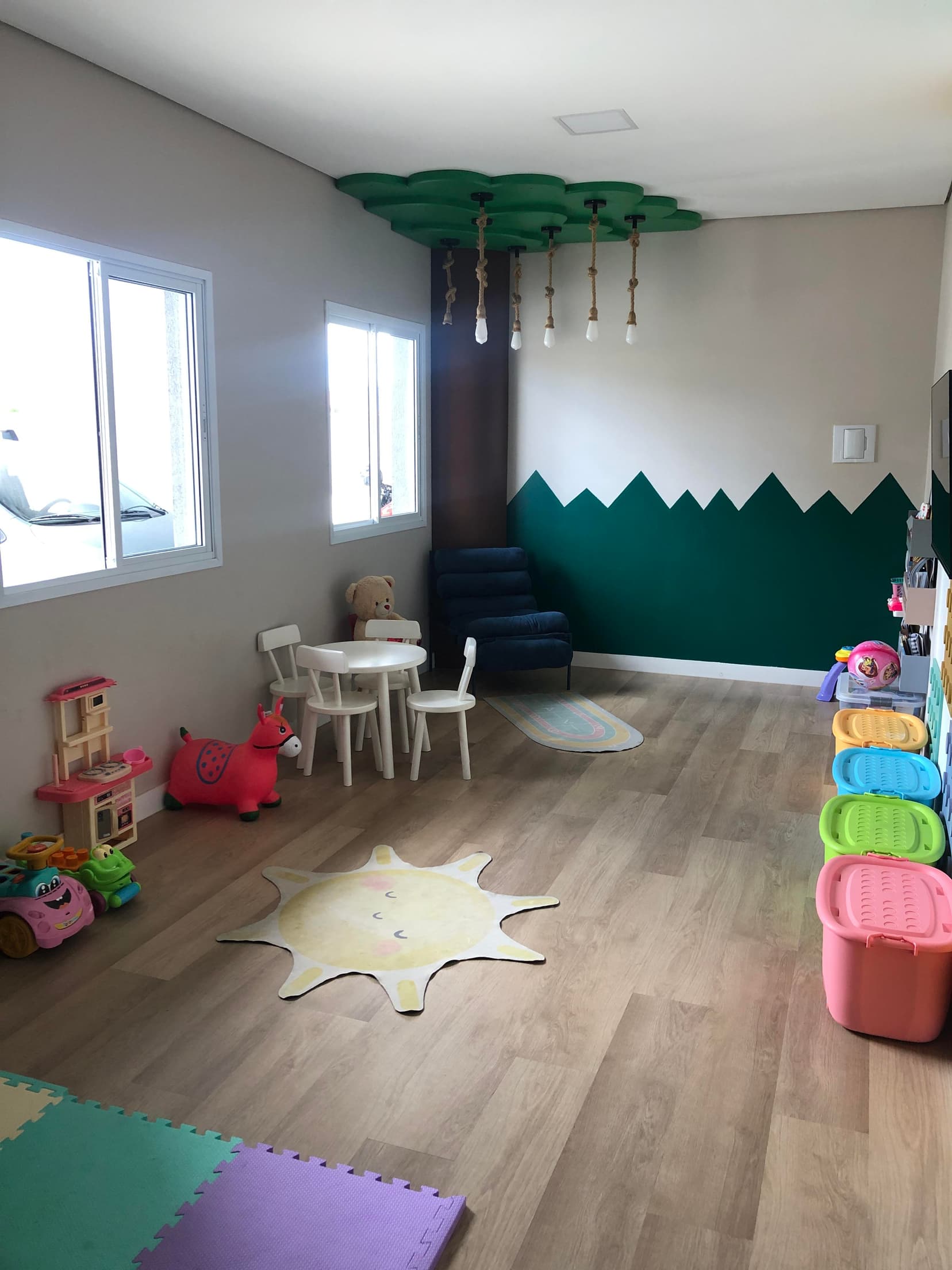 Foto 13 de 32: Apartamento em leilão em Taubaté - SP, bairro Vila Costa — Apto 94m² | Vila Costa (Taubaté) | 2 Vagas | DESOCUPADO: Excelente Localização Próximo ao Taubaté Shopping. Ideal p/ Moradia ou Renda!