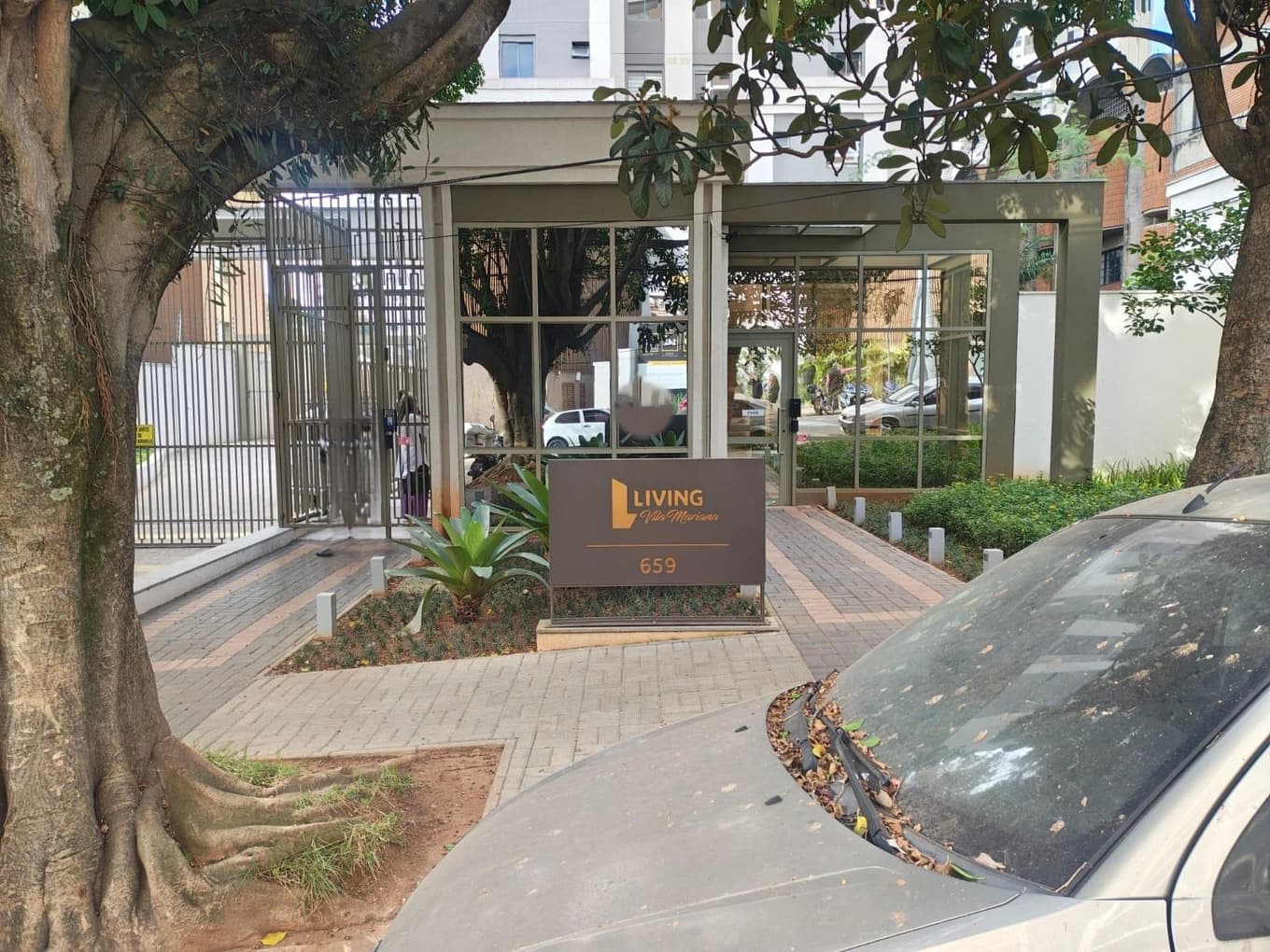 Foto 1 de 3: Apartamento em leilão em São Paulo - SP — Apto 109m² 2 vagas no bairro Vila Mariana em São Paulo/SP - Ocupado