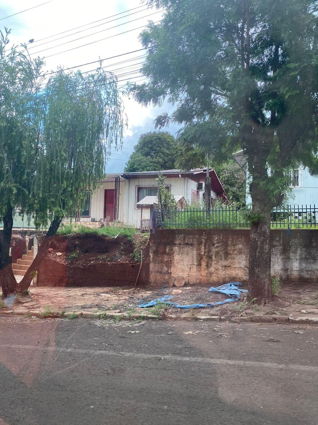 Foto 1 de 6: Apartamento em leilão em São Jorge D'oeste - PR — IMÓVEL URBANO COM ÁREA TOTAL DE 578,11 m2- Em SÃO JORGE D`OESTE/PR