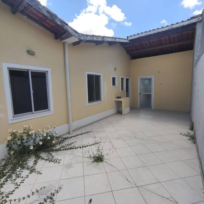 Foto 13 de 16: Casa em leilão em Feira De Santana - BA, bairro Conceição — Casa, Desocupado, Feira De Santana / BA (42% abaixo da avaliação)