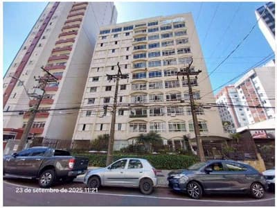Foto 6 de 17: Apartamento em leilão em Curitiba - PR, bairro Água Verde — Apartamento sob nr.51-B, 4º andar, do Bloco "B" do "EDIFICIO NOTRE DAME" -área construída de 337,2450m2 - Rua Buenos Aires, 639, Bairro: Água Verde, Curitiba/PR.