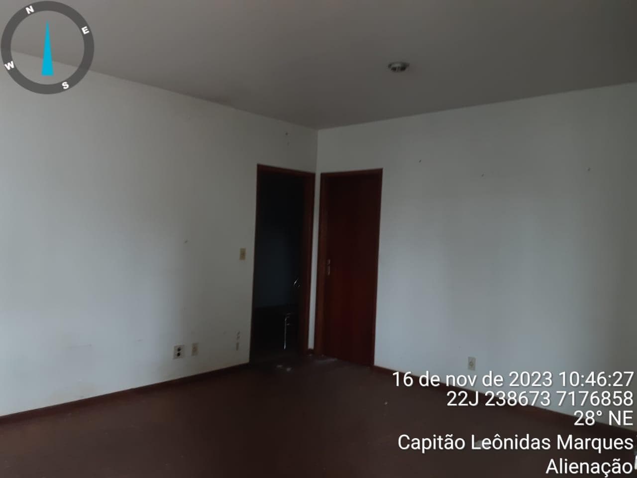 Foto 7 de 12: Casa em leilão em Capitão Leônidas Marques - PR — Casa 126m² Desocupada no Bairro Centro em Capitão Leonidas Marques/PR