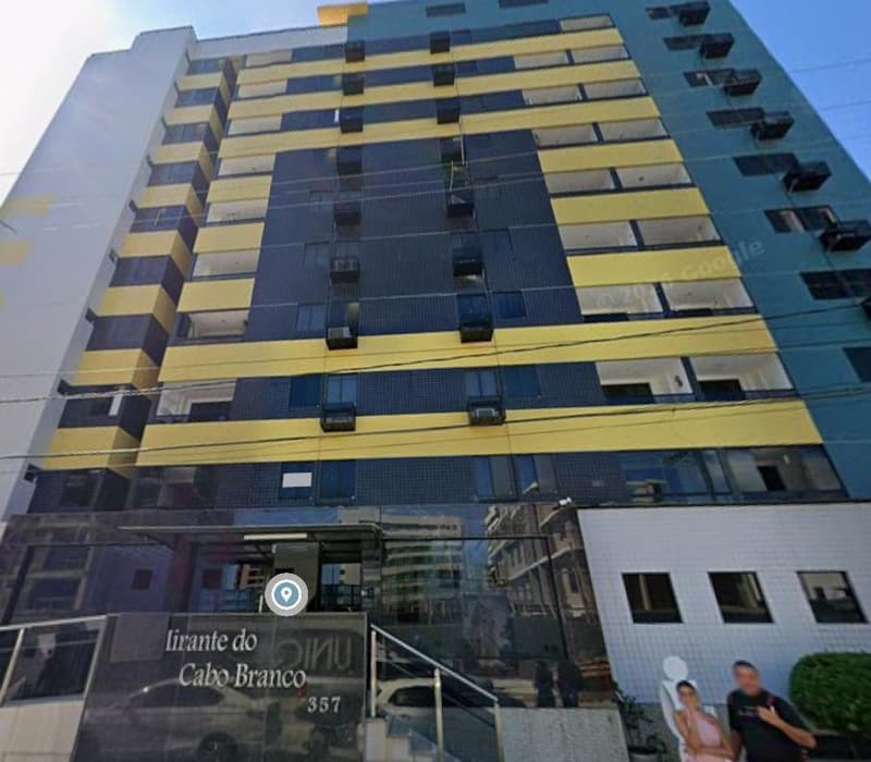 Apartamento em leilão em João Pessoa - PB, bairro Cabo Branco — Direitos decorrentes de contrato de compra e venda que o executado possuí sobre 50% UNIDADE AUTÔNOMA SOB N.º 401, do Edifício Residencial MIRANTE DO CABO BRANCO, situado à Rua Buarque, n.º 357, Cabo Branco, João Pessoa/PB