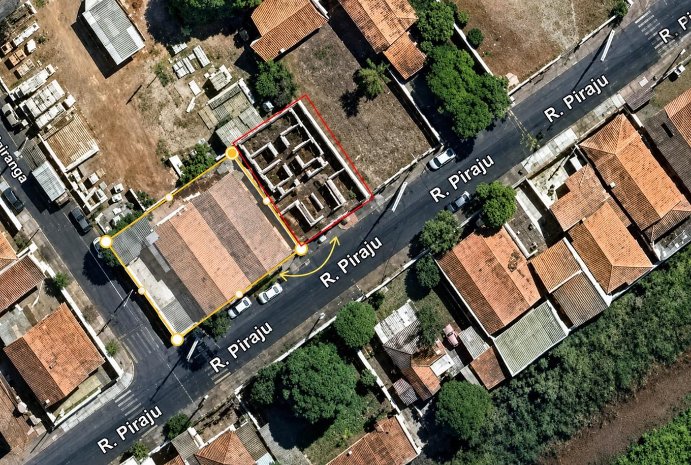 Foto 11 de 12: Terreno em leilão em Águas De Santa Bárbara - SP — COMBO: 2 IMÓVEIS RESIDENCIAIS | sendo um com casas em construção e outro com residência ampla 302,40m² e 537,60m²