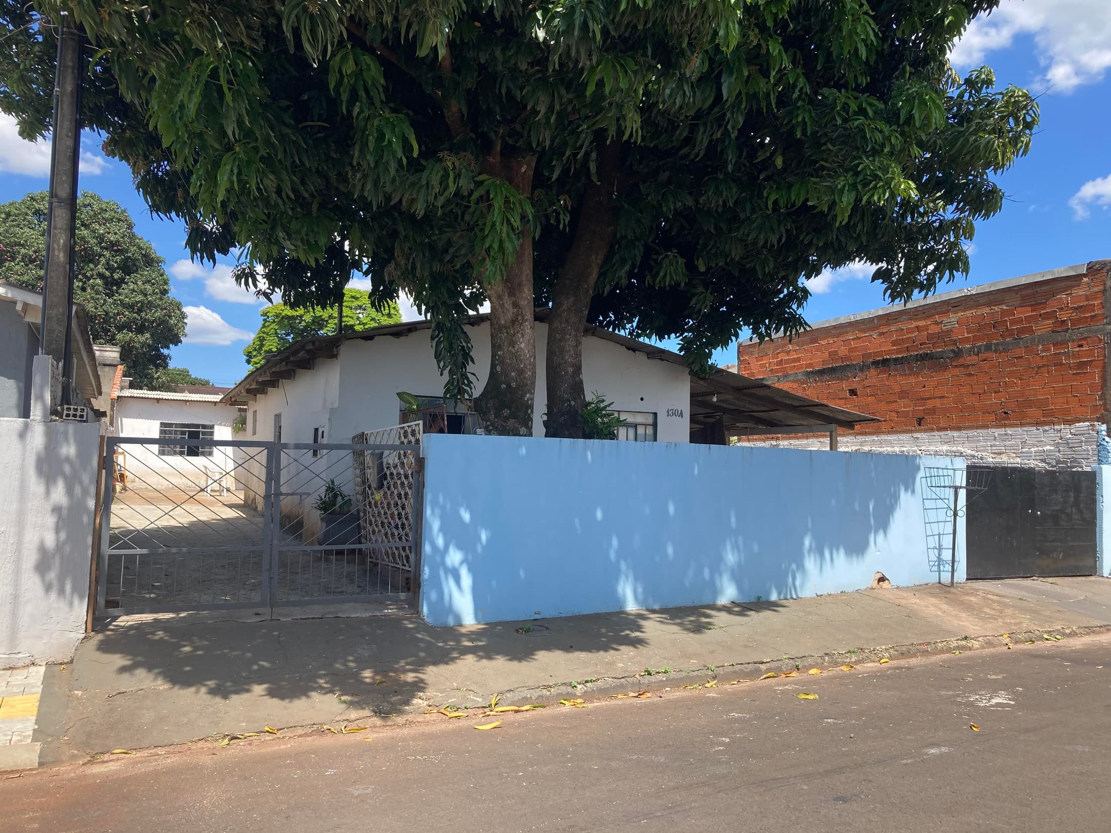 Terreno em leilão em Foz Do Iguaçu - PR — IMÓVEL COM ÁREA DE TERRENO DE 300 M2 E ÁREA CONSTRUÍDA DE 71,34 M2, RUA GERALDINO MANOEL DE SOUZA, 1304, FOZ DO IGUAÇU/PR - Massa Falida de Pluma Conforto e Turismo