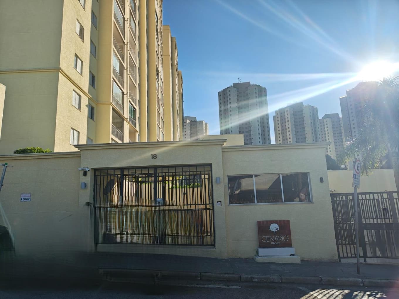 Foto 1 de 4: Apartamento em leilão em Taboão Da Serra - SP — Apto 114m², Ocupado, 1 Vaga na Chácara Agrindus em Taboão da Serra/SP