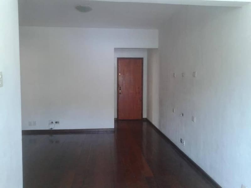 Foto 2 de 10: Apartamento em leilão em Rio De Janeiro - RJ, bairro Penha Circular — Apartamento, Rio De Janeiro / RJ