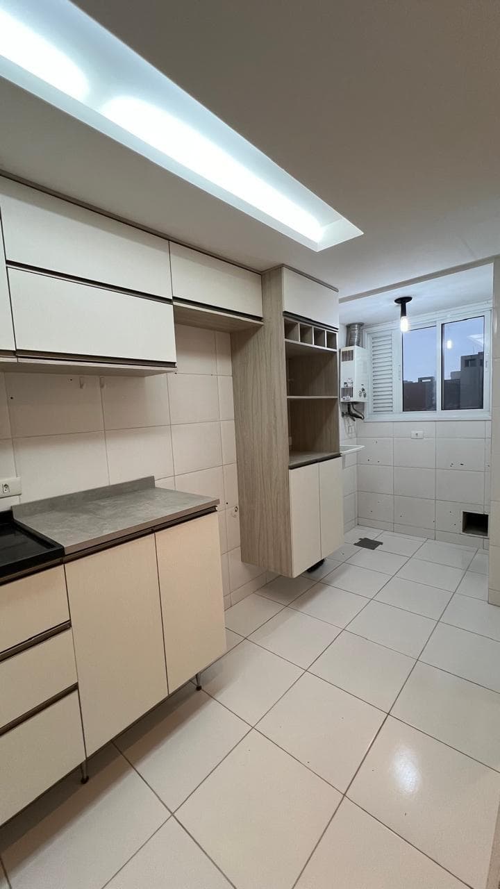 Foto 12 de 19: Apartamento em leilão em Curitiba - PR, bairro Capão Raso — Apartamento 3 Quartos c/ Suíte e 2 Vagas 77,68 m² Capão Raso Curitiba/PR