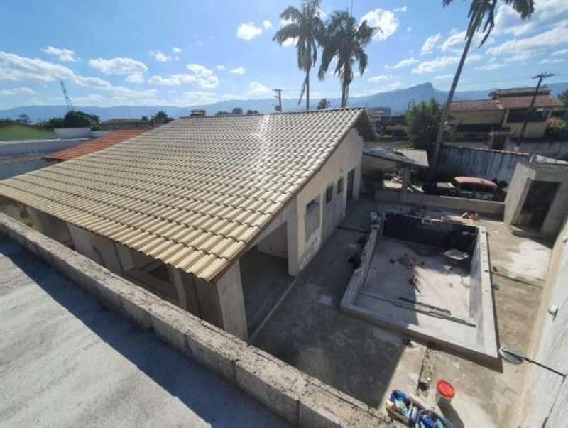 Foto 1 de 11: Casa em leilão em Caraguatatuba - SP — CASA EM CONSTRUÇÃO EM CARAGUATUBA-SP