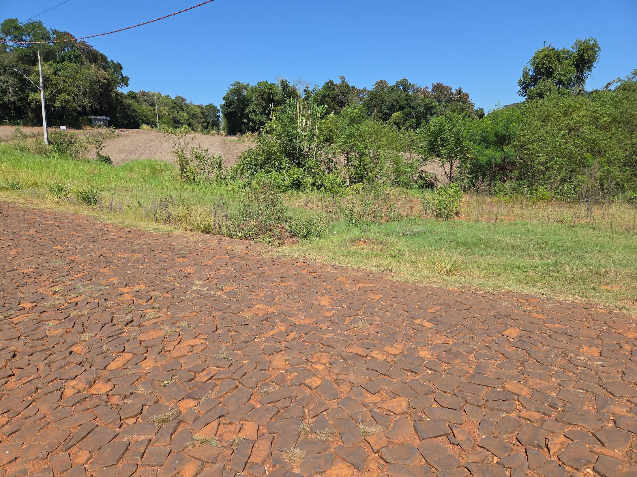 Terreno em leilão em Nova Prata Do Iguaçu - PR — LOTE URBANO Nº 19, QUADRA Nº 02 DO LOTEAMENTO PAINEIRA II DO MUNICÍPIO DE NOVA PRATA DO IGUAÇU/PR ÁREA DE 1.500M²