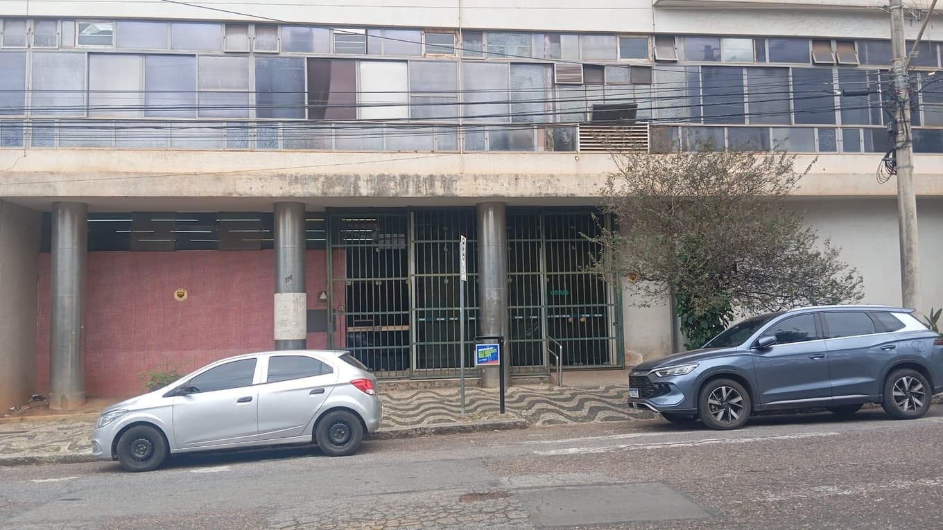 Foto 6 de 8: Comercial em leilão em Belo Horizonte - MG, bairro Floresta — Imóvel Comercial 4.540m² EM DESOCUPAÇÃO no Bairro Floresta em Belo Horizonte/MG