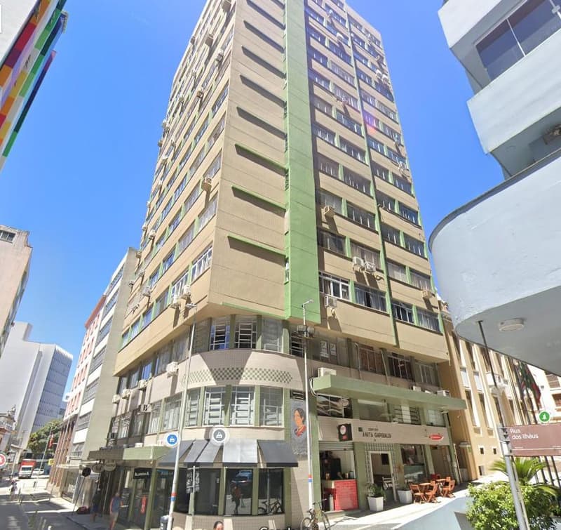 Foto 1 de 2: Apartamento em leilão em Florianópolis - SC — Apto. 57m², Centro, Florianópolis/SC - Ocupado
