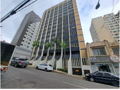 Apartamento em leilão em Ponta Grossa - PR, bairro Centro — Apartamento nº 8 com área util de 264,17 do Edifício Carvalhaes,- Localizado na Rua Dr. Colares, nº 562, Bairro: Centro, Ponta Grossa/PR