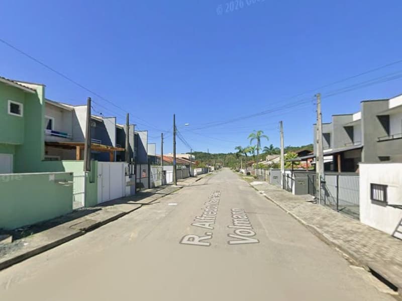 Foto 2 de 2: Casa em leilão em Joinville - SC, bairro Nova Brasília — Casa 360m², Bairro Nova Brasília, Joinville/SC