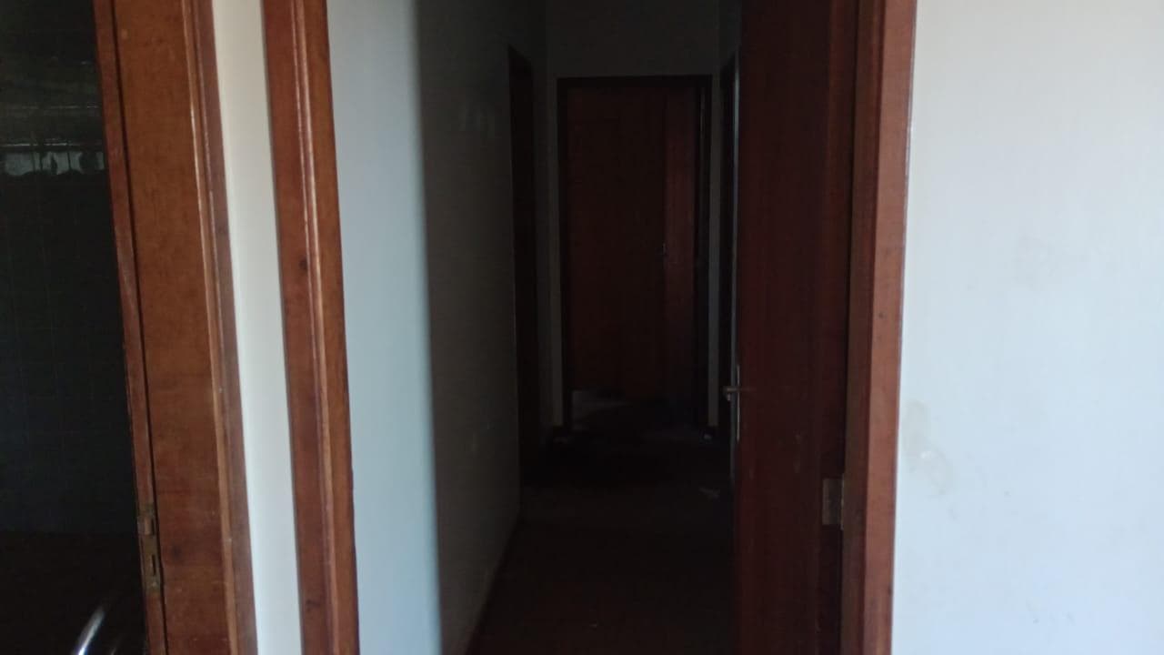 Foto 9 de 12: Casa em leilão em Capitão Leônidas Marques - PR — Casa 126m² Desocupada no Bairro Centro em Capitão Leonidas Marques/PR