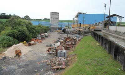 Foto 4 de 5: Area Rural em leilão em Candói - PR — Terreno Rural com área de 290.400M², com benfeitorias industriais (galpão e escritório) e vilas residenciais.